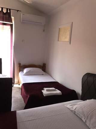 Апартаменты Apartmani Vila Aleksandar Будва Апартаменты-студио-9