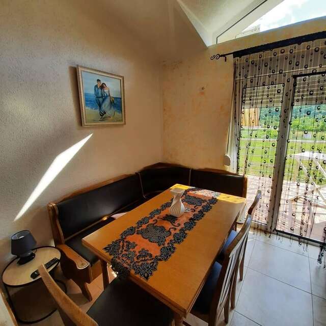 Апартаменты Apartmani Vila Aleksandar Будва-11